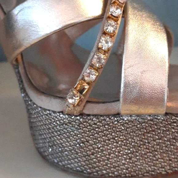 Guess by Marciano Leather & Rhinestone strappy sandals ❤️ - Picture 8 of 12